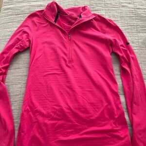 Size M Nike Pink Half Zip
